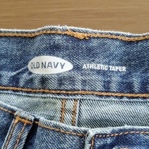 Old navy jeans 34x34 NWT - Picture 3 of 7
